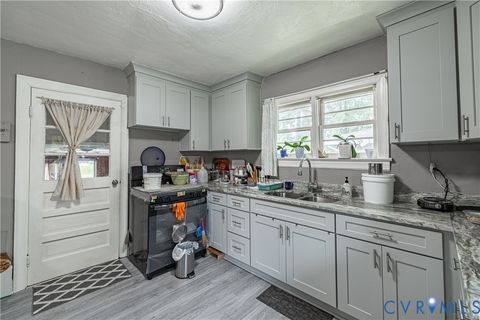Tiny photo for 4933 George Washington Mem Highway, Yorktown, VA 23692 (MLS # 2527743)