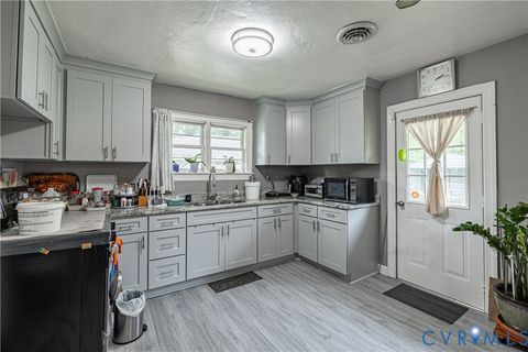 Tiny photo for 4933 George Washington Mem Highway, Yorktown, VA 23692 (MLS # 2527743)