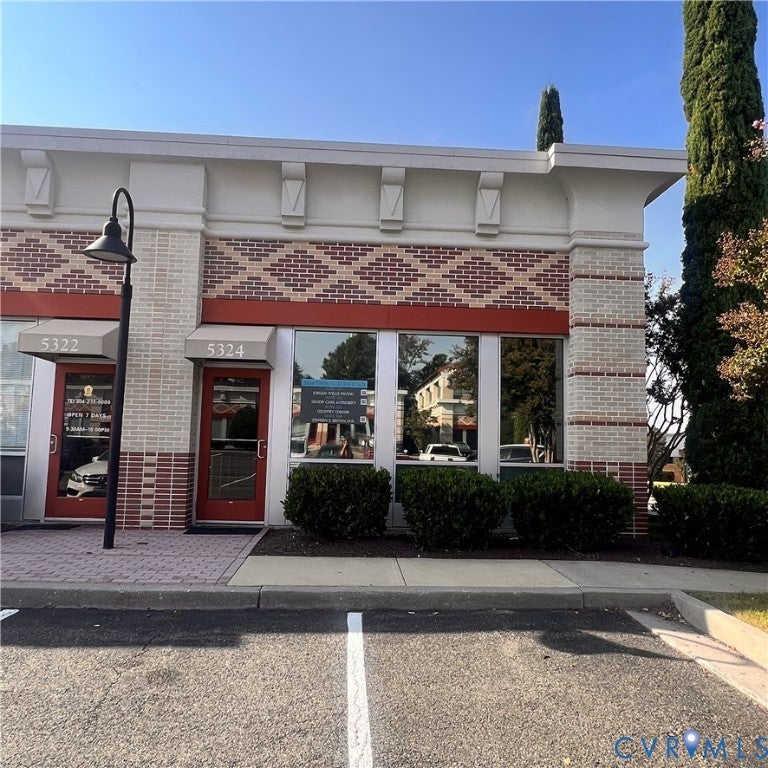 5324 Twin Hickory Road