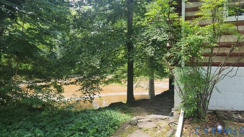 Tiny photo for 415 Springdale Avenue, Colonial Heights, VA 23834 (MLS # 2602365)