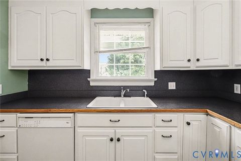 Tiny photo for 5612 Wythe Avenue, Henrico, VA 23226 (MLS # 2603633)