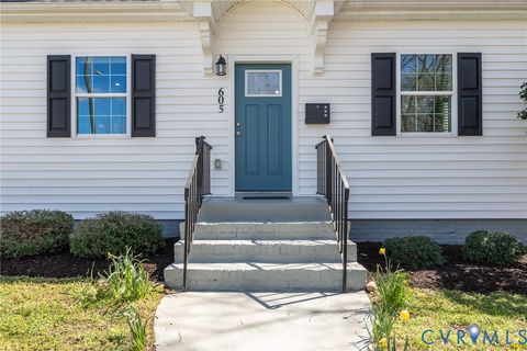 Tiny photo for 605 N 38th Street, Richmond, VA 23223 (MLS # 2606534)