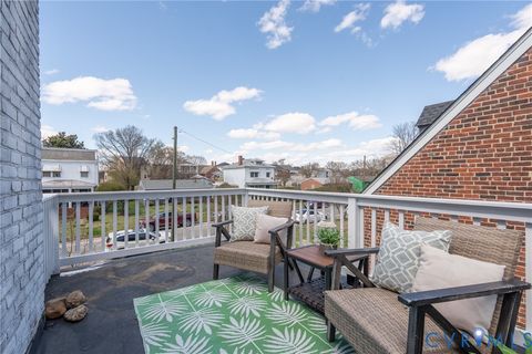 Tiny photo for 605 N 38th Street, Richmond, VA 23223 (MLS # 2606534)