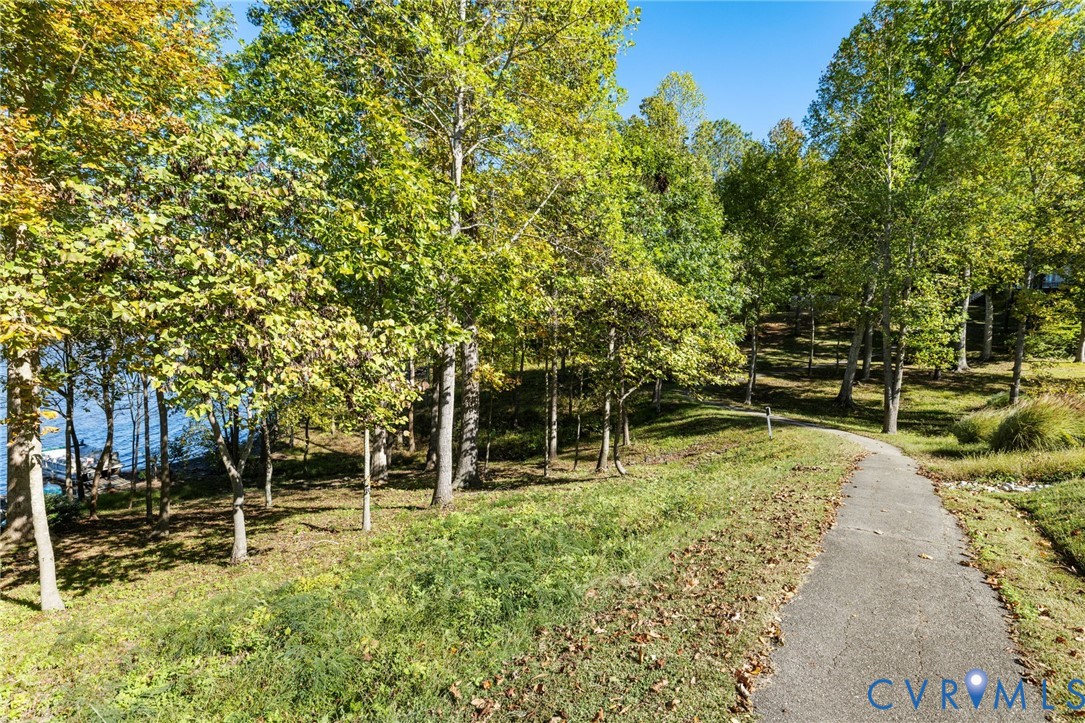 31 Spinnaker Cove Drive