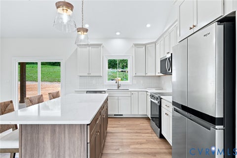 Tiny photo for 9009 Stonewall Road RD, Appomattox, VA 24522 (MLS # 2625916)