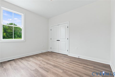 Tiny photo for 9009 Stonewall Road RD, Appomattox, VA 24522 (MLS # 2625916)