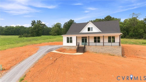 Tiny photo for 9009 Stonewall Road RD, Appomattox, VA 24522 (MLS # 2625916)