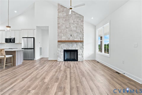 Tiny photo for 9009 Stonewall Road RD, Appomattox, VA 24522 (MLS # 2625916)