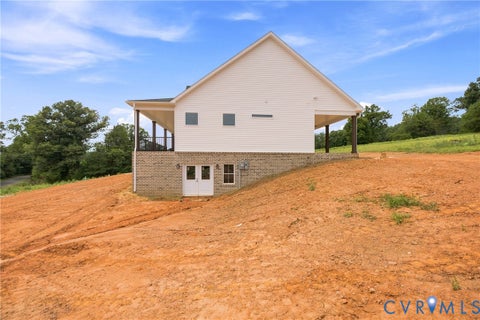 Tiny photo for 9009 Stonewall Road RD, Appomattox, VA 24522 (MLS # 2625916)