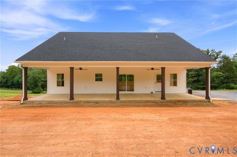 Tiny photo for 9009 Stonewall Road RD, Appomattox, VA 24522 (MLS # 2625916)