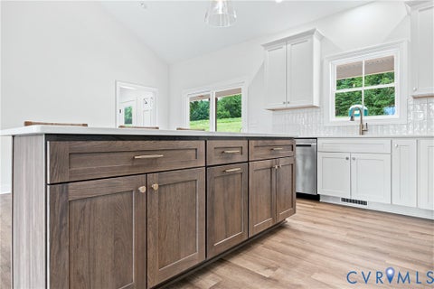 Tiny photo for 9009 Stonewall Road RD, Appomattox, VA 24522 (MLS # 2625916)