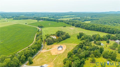 Tiny photo for 9009 Stonewall Road RD, Appomattox, VA 24522 (MLS # 2625916)