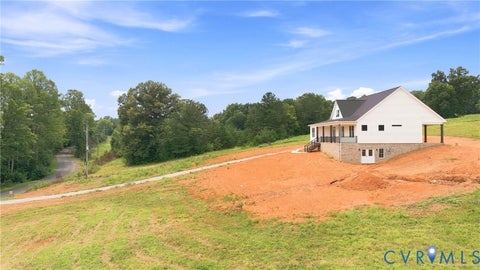 Tiny photo for 9009 Stonewall Road RD, Appomattox, VA 24522 (MLS # 2625916)