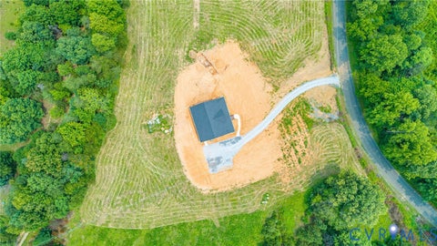 Tiny photo for 9009 Stonewall Road RD, Appomattox, VA 24522 (MLS # 2625916)