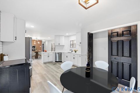 Tiny photo for 2007 Circlestone Court, Colonial Heights, VA 23834 (MLS # 2532780)