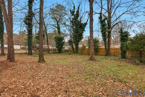 Tiny photo for 2007 Circlestone Court, Colonial Heights, VA 23834 (MLS # 2532780)