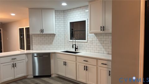 Tiny photo for 2007 Circlestone Court, Colonial Heights, VA 23834 (MLS # 2532780)