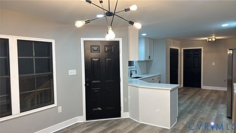 Tiny photo for 2007 Circlestone Court, Colonial Heights, VA 23834 (MLS # 2532780)