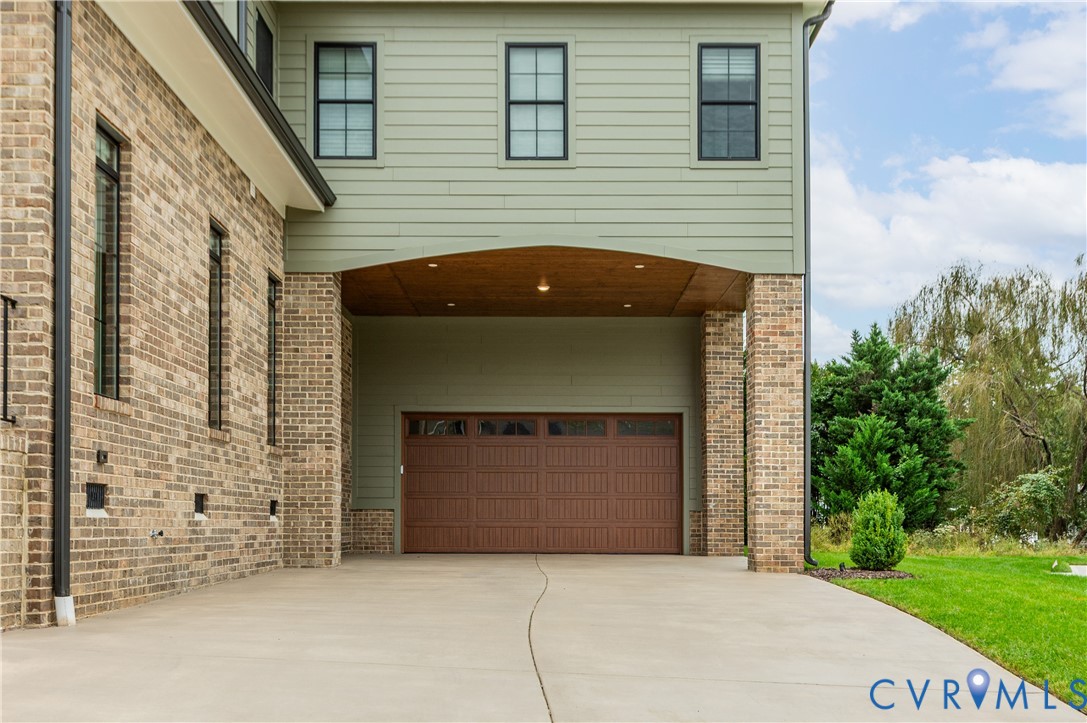 3505 Ormiston Grove Circle