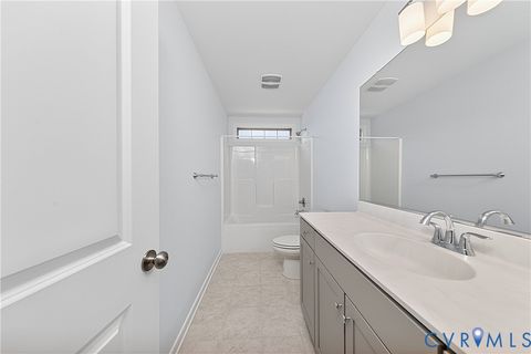 Tiny photo for 5365 Villa Green Court, Providence Forge, VA 23140 (MLS # 2617139)