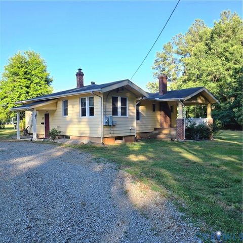 Tiny photo for 2320 Monroe Avenue, Victoria, VA 23974 (MLS # 2616896)
