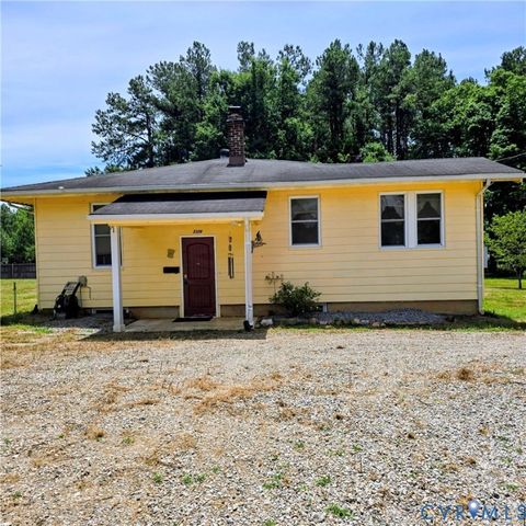 Tiny photo for 2320 Monroe Avenue, Victoria, VA 23974 (MLS # 2616896)