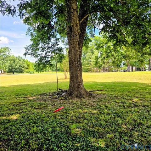 Tiny photo for 2320 Monroe Avenue, Victoria, VA 23974 (MLS # 2616896)