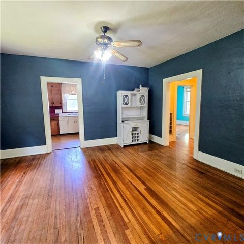 Tiny photo for 2320 Monroe Avenue, Victoria, VA 23974 (MLS # 2616896)