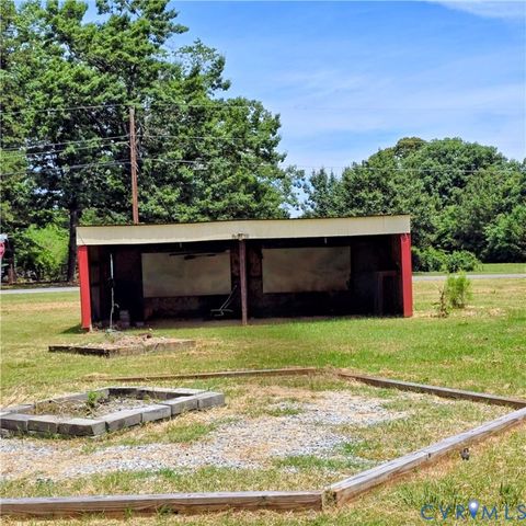 Tiny photo for 2320 Monroe Avenue, Victoria, VA 23974 (MLS # 2616896)