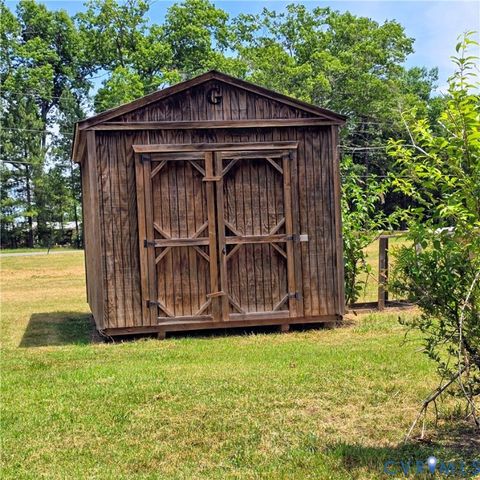 Tiny photo for 2320 Monroe Avenue, Victoria, VA 23974 (MLS # 2616896)