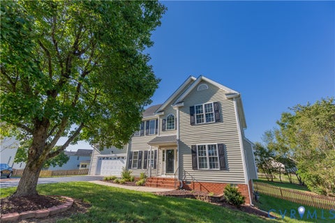 Photo of 8020 Gold Pebble Way, Mechanicsville, VA 23111 (MLS # 2625386)