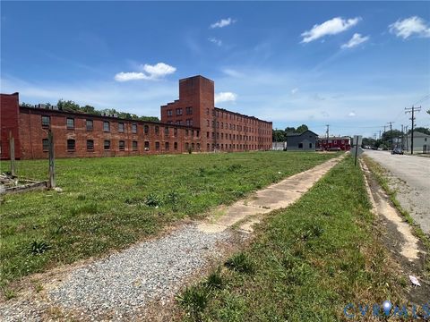 Tiny photo for 933 Commerce Street, Petersburg, VA 23803 (MLS # 2615849)