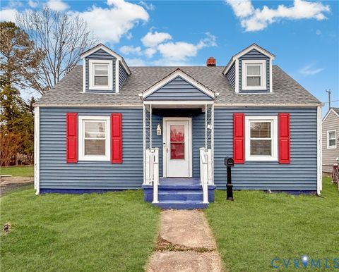 Photo of 544 Roslyn Avenue, Colonial Heights, VA 23834 (MLS # 2604826)