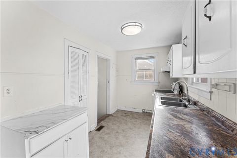 Tiny photo for 544 Roslyn Avenue, Colonial Heights, VA 23834 (MLS # 2604826)