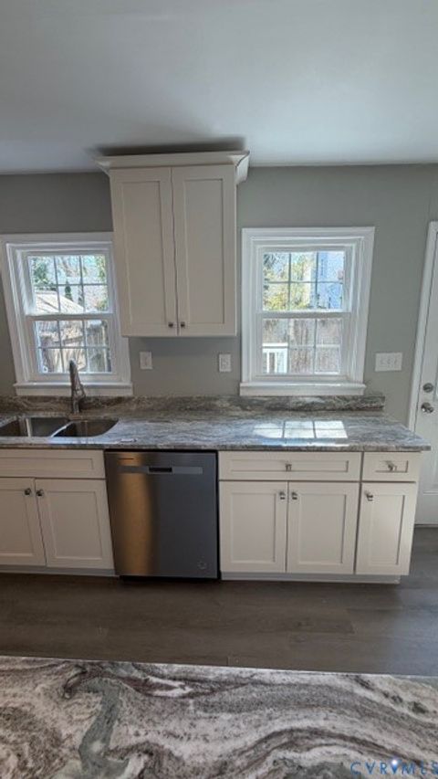 Tiny photo for 1424 Decatur Street, Richmond, VA 23224 (MLS # 2532404)