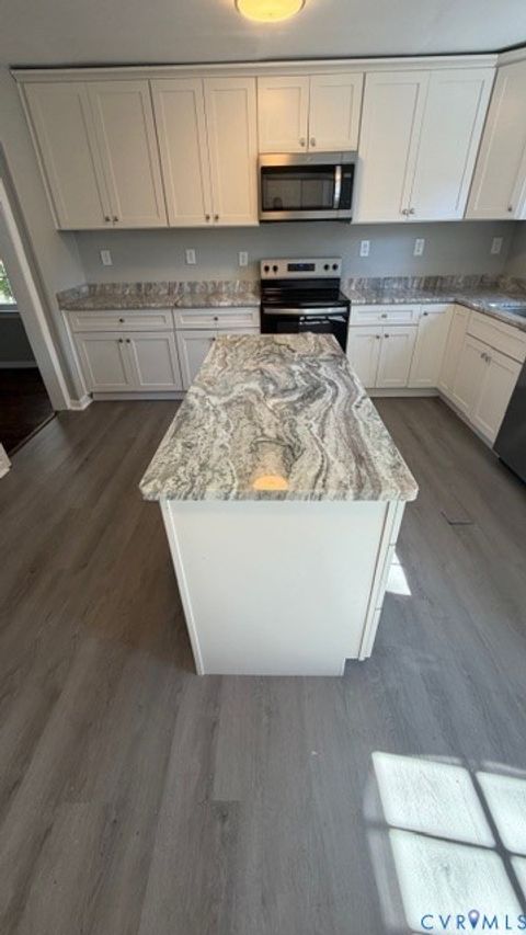 Tiny photo for 1424 Decatur Street, Richmond, VA 23224 (MLS # 2532404)