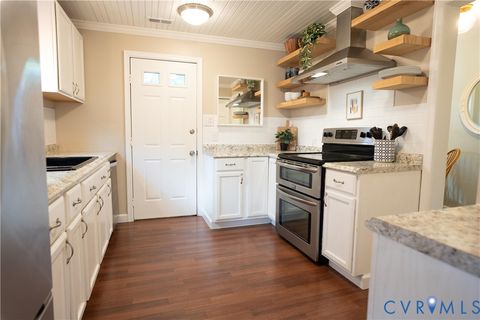Tiny photo for 7469 Major Avenue, Norfolk, VA 23505 (MLS # 2613009)