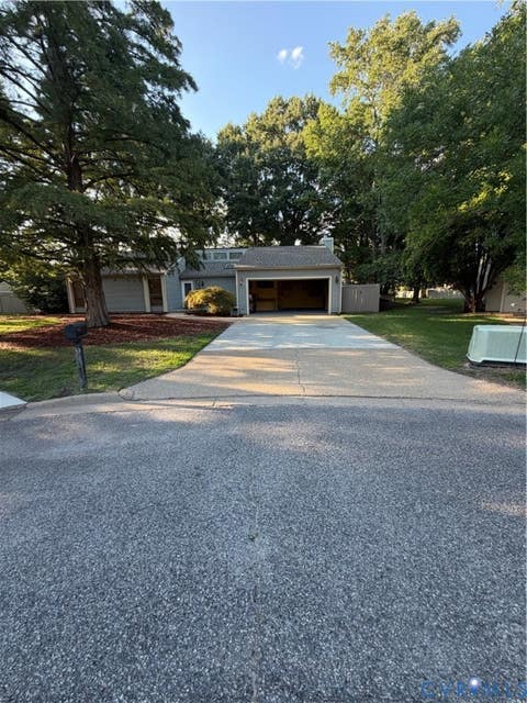 Photo of 900 Golden Cypress Court, Chesapeake, VA 23320 (MLS # 2622140)