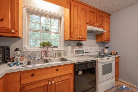 Tiny photo for 10905 King William Road, Aylett, VA 23009 (MLS # 2620307)