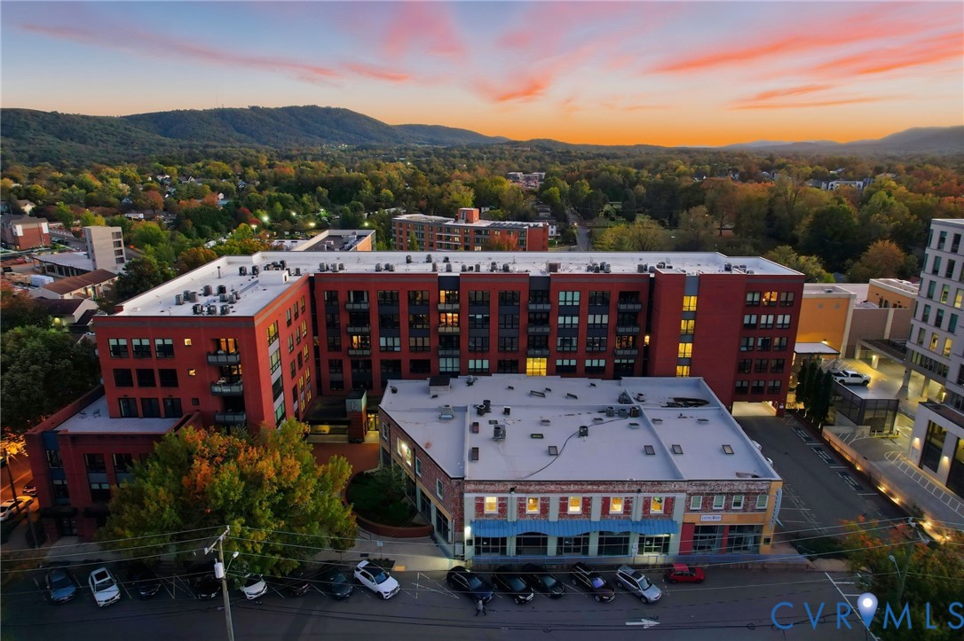 200 Garrett Street 504