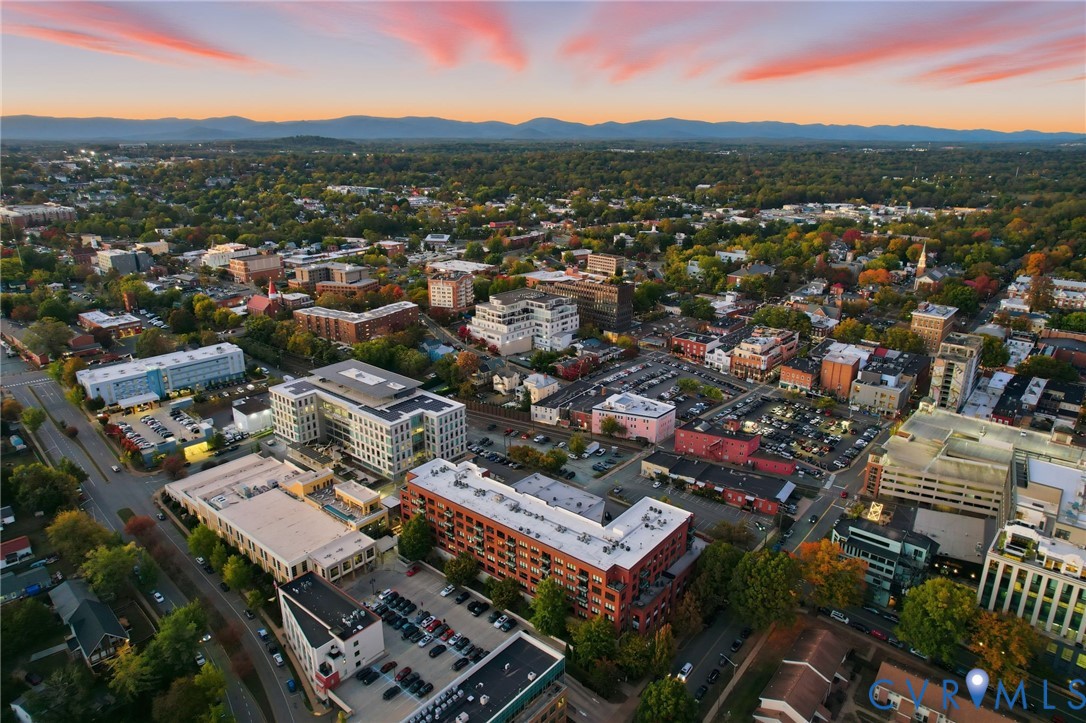 200 Garrett Street 504