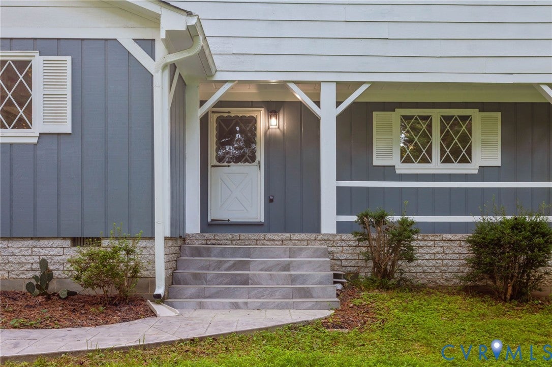 4560 E Williamsburg Road