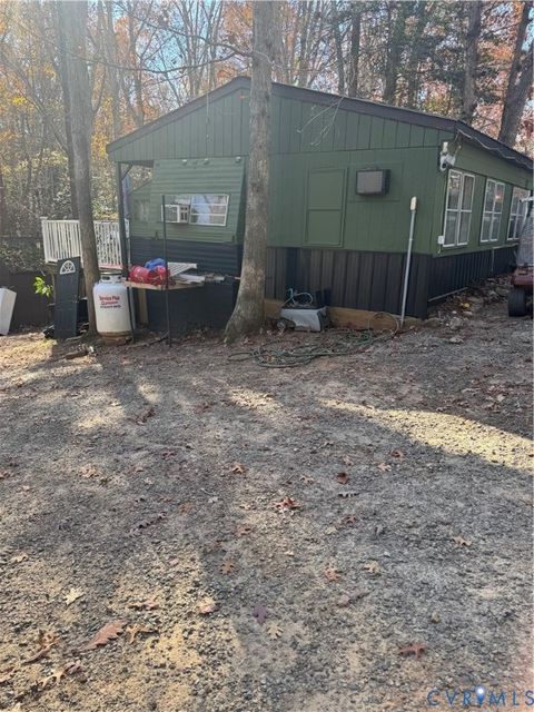 Tiny photo for 37 Hatchie Trail, Bracey, VA 23919 (MLS # 2531737)
