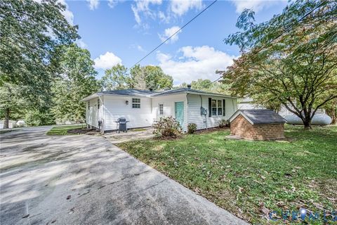 Tiny photo for 3805 West Drive, Dinwiddie, VA 23803 (MLS # 2527481)