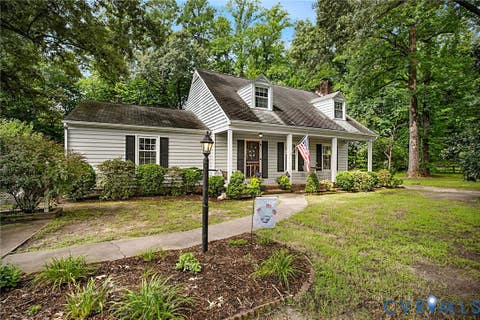 Photo of 282 Garnett Hill Drive, Urbanna, VA 23175 (MLS # 2620012)