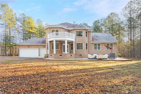 A home in Dinwiddie