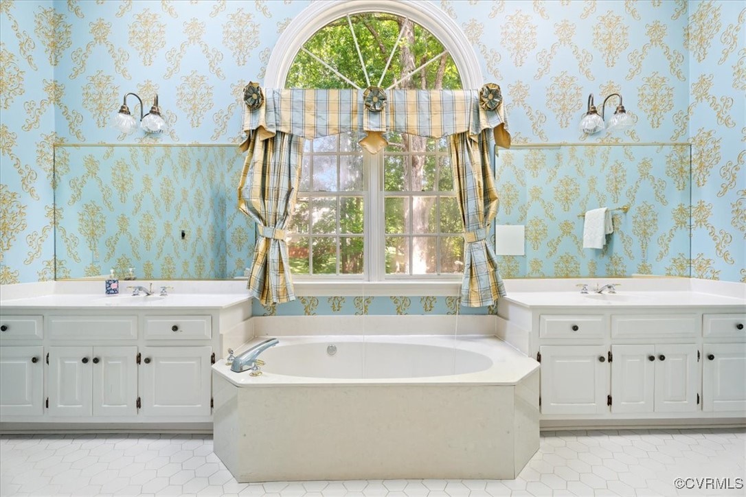 Henrico, Virginia 23238, United States, 5 Bedrooms Bedrooms, ,3 BathroomsBathrooms,Residential,Active,127228