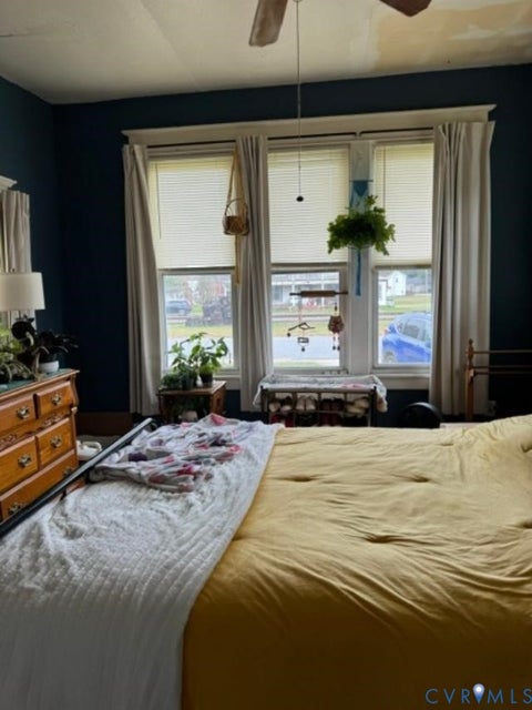 Tiny photo for 18194 S. Railroad Avenue, Boykins, VA 23827 (MLS # 2628286)