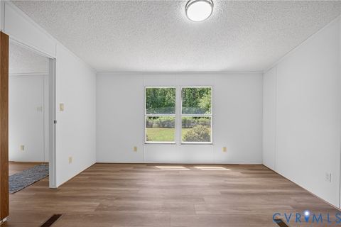 Tiny photo for 4055 Leigh Mountain Road, Green Bay, VA 23942 (MLS # 2611589)