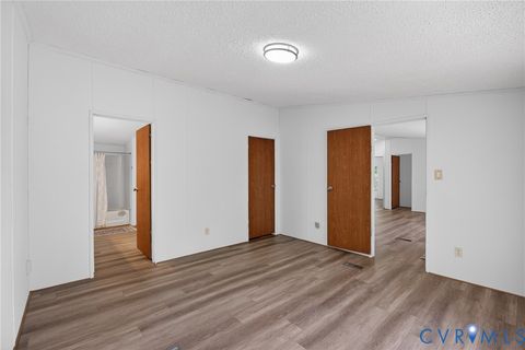 Tiny photo for 4055 Leigh Mountain Road, Green Bay, VA 23942 (MLS # 2611589)